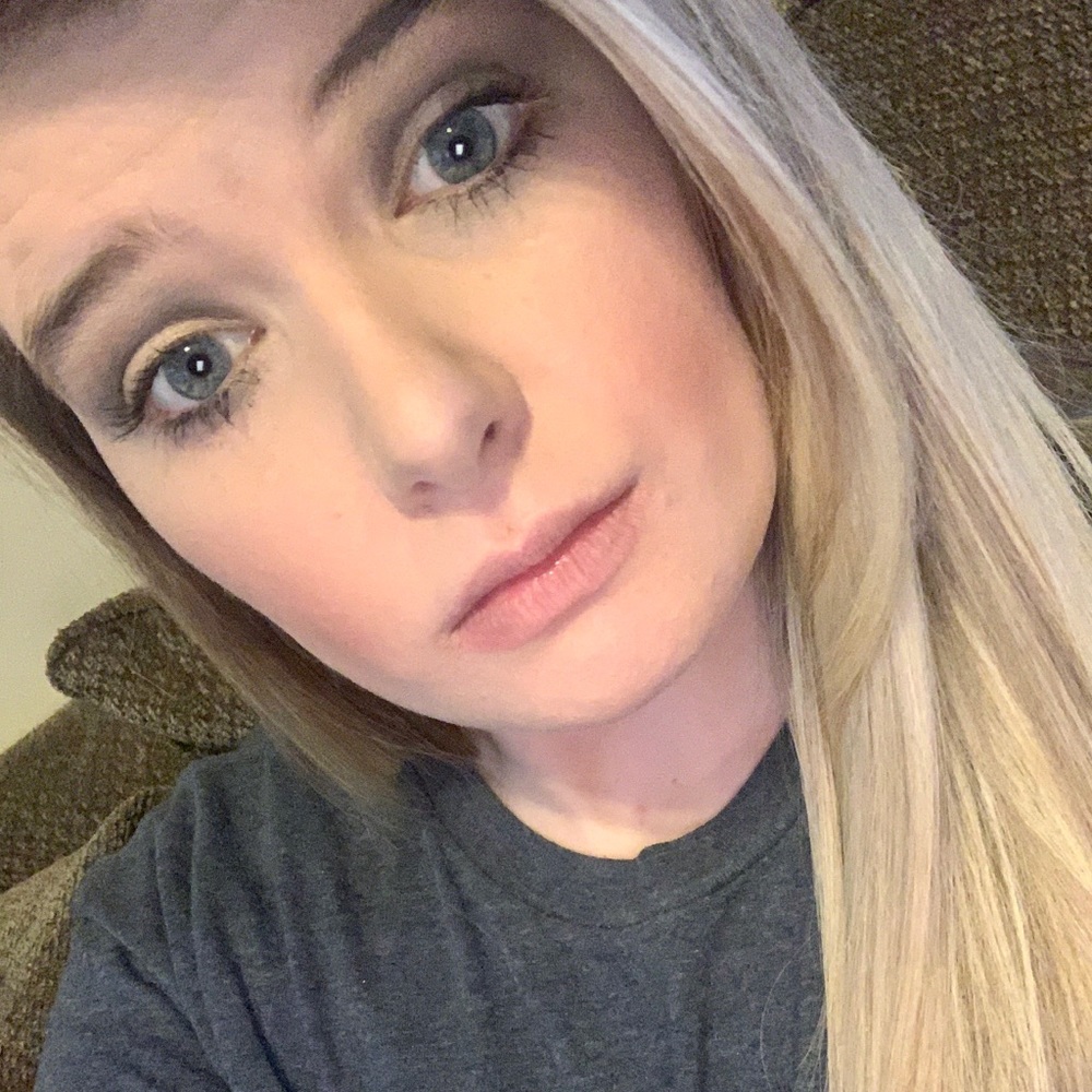 Meet your Posher, Kelsey